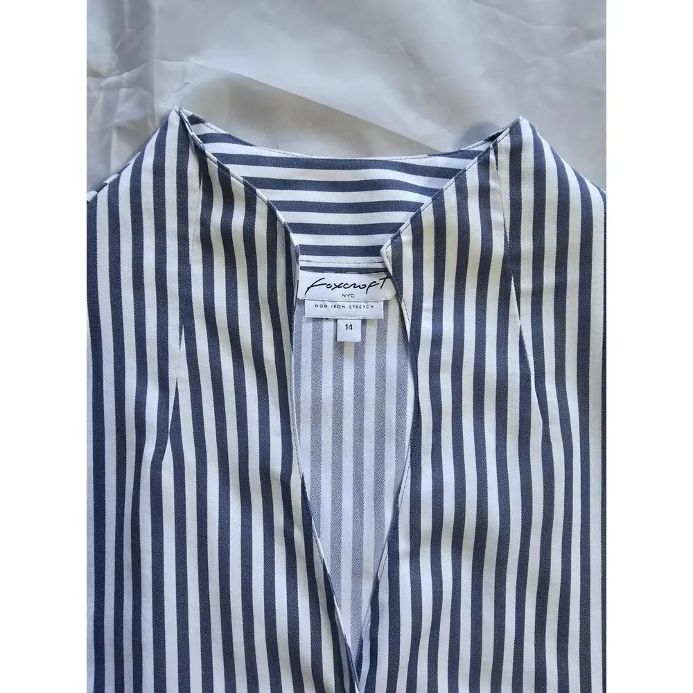 Foxcroft non-iron stretch striped button-up blouse blue white size 14 - Picture 3 of 5